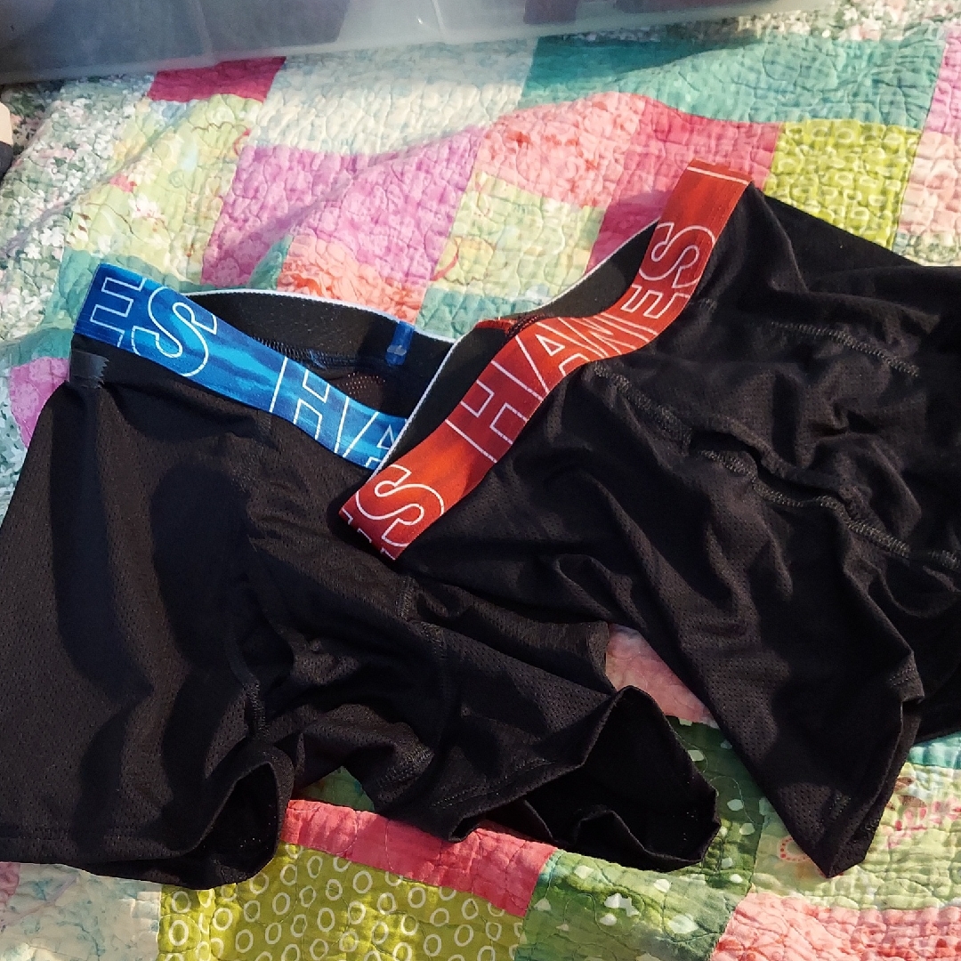 Hanes Black Boxer Briefs With Blue And Red Waistbands XTemp Medium